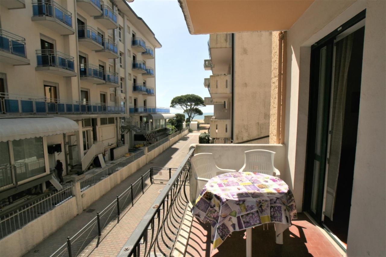El Palmar Fronte Mare Apartman Lido di Jesolo Kültér fotó