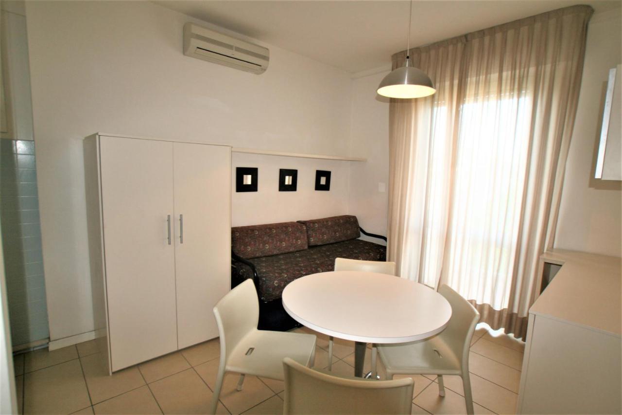 El Palmar Fronte Mare Apartman Lido di Jesolo Kültér fotó